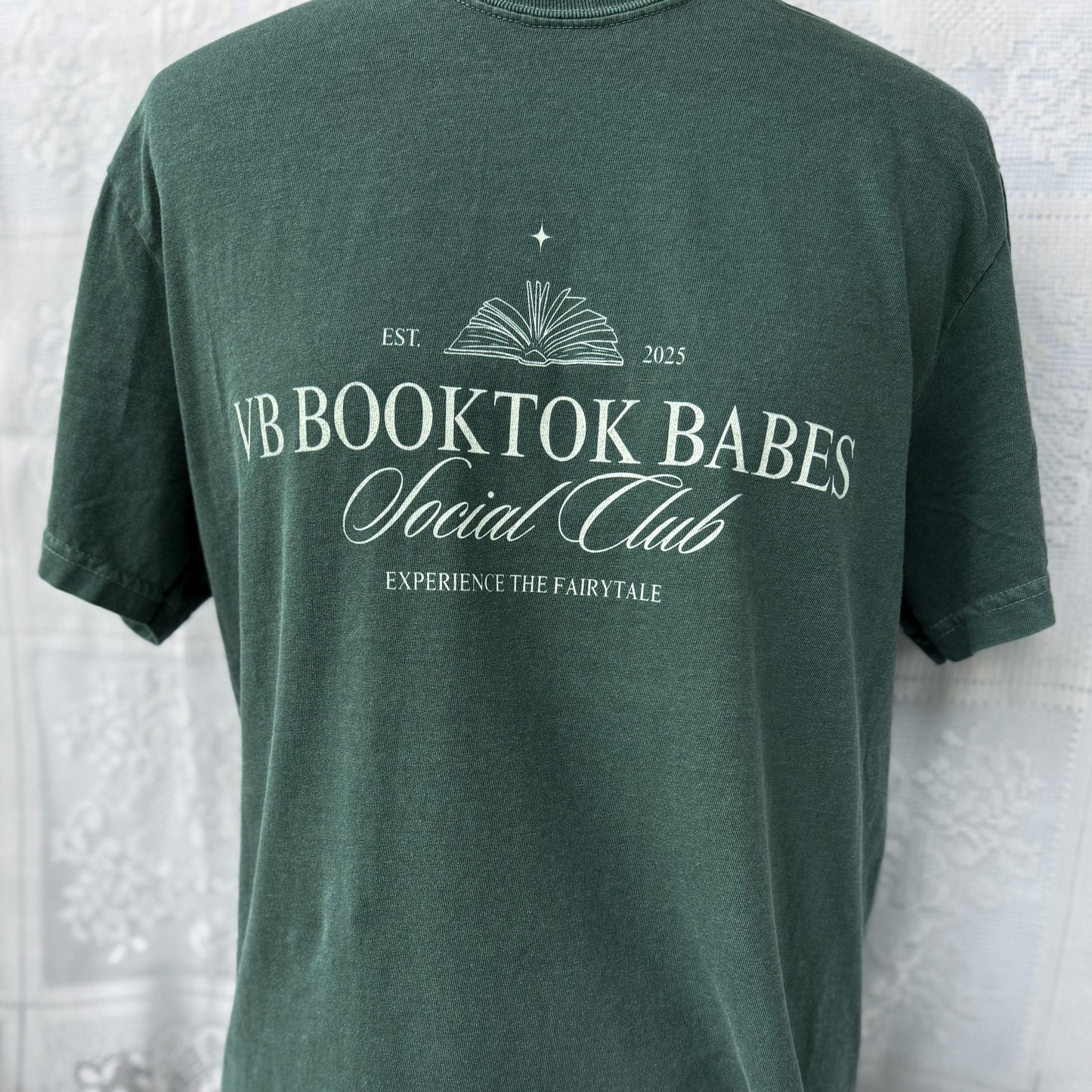 VB Booktok Babes Book Club T-Shirt — Literary Vintage Graphic Tee