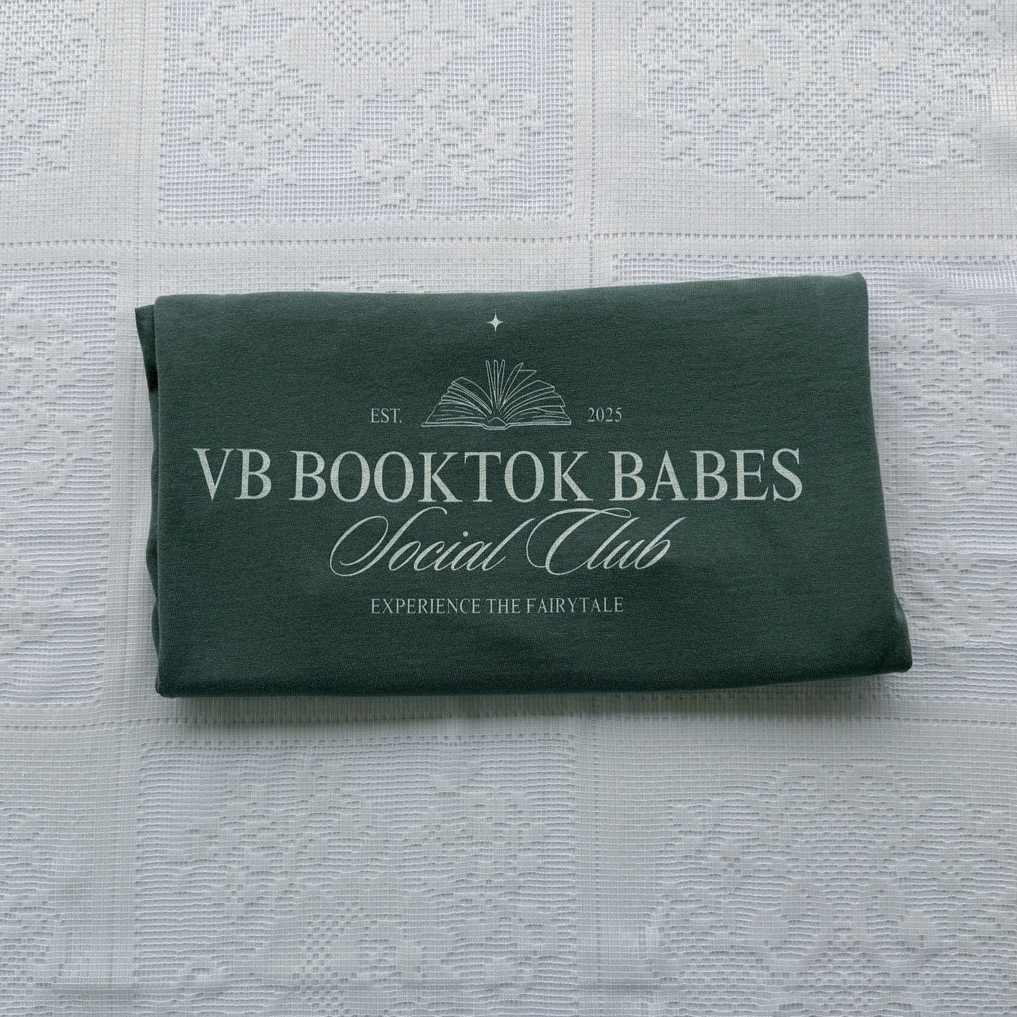 VB Booktok Babes Book Club T-Shirt — Literary Vintage Graphic Tee