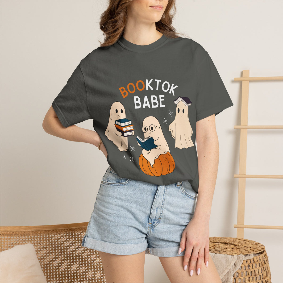 BookTok Babe Cuties Ghost T-Shirt